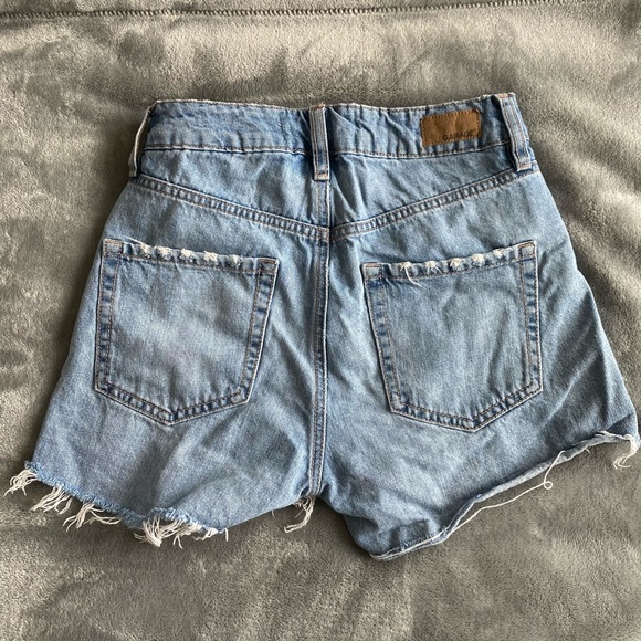 Light wash Denim Shorts - Picture 2 of 2